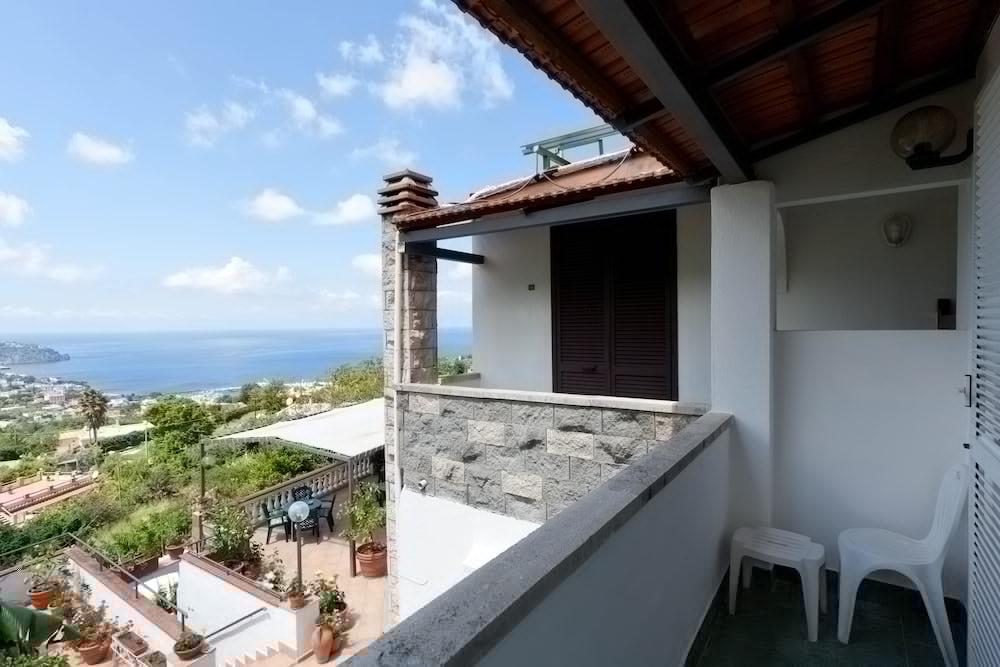 Hotel Ape Regina Casamicciola Terme Exterior photo